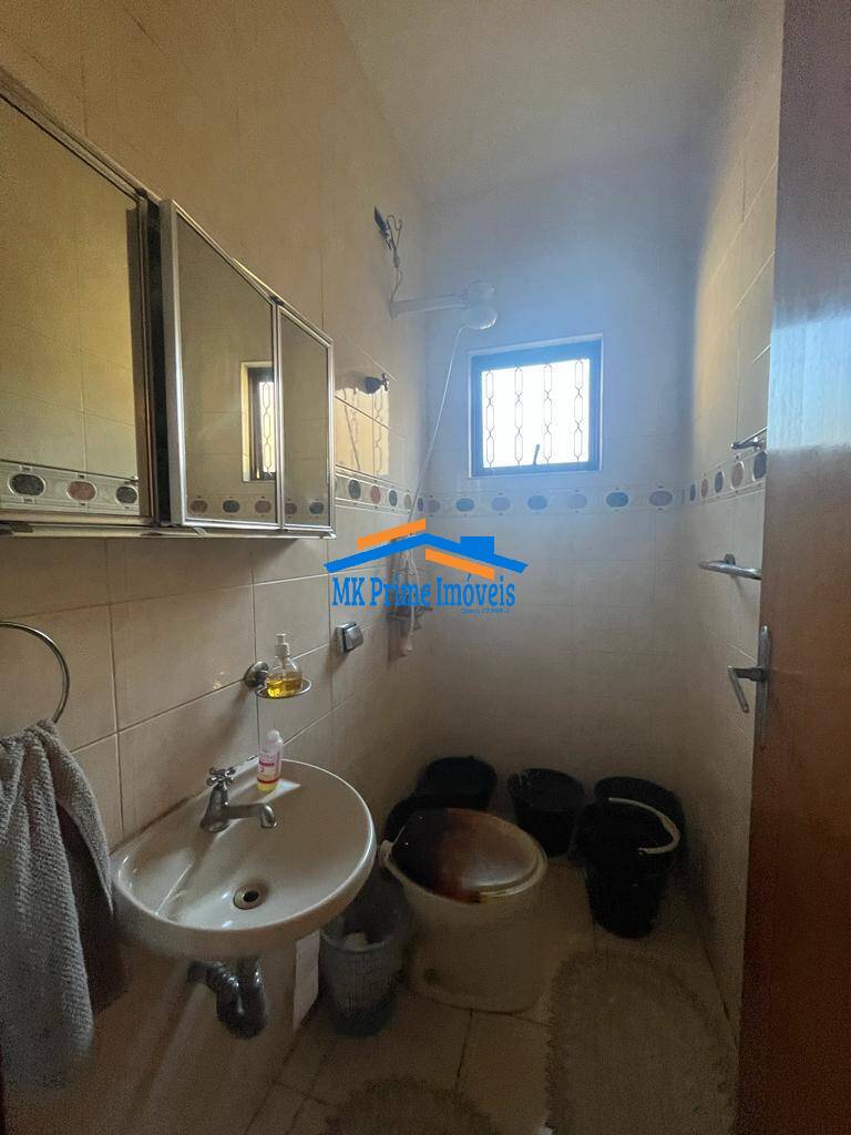 Casa de Condomínio à venda com 5 quartos, 450m² - Foto 20