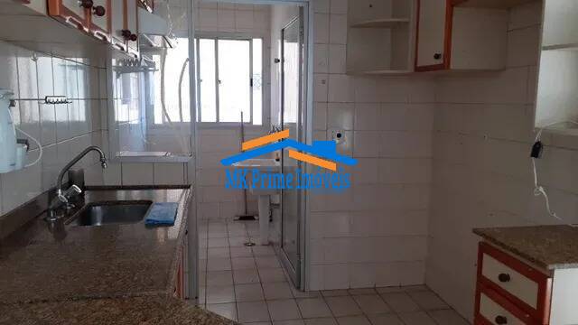 Apartamento à venda com 2 quartos, 60m² - Foto 2