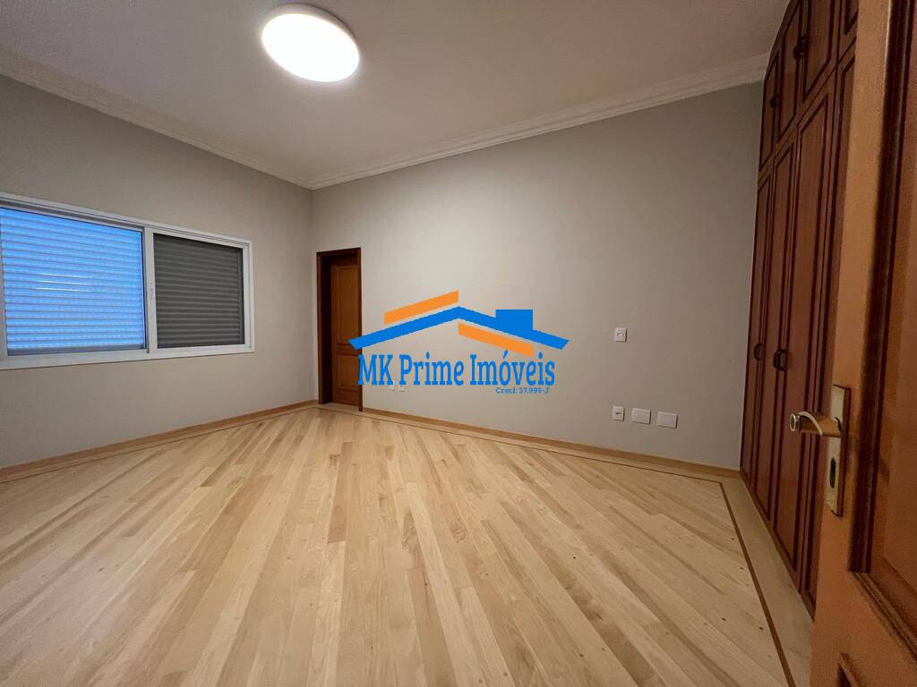 Casa de Condomínio para alugar com 4 quartos, 700m² - Foto 14