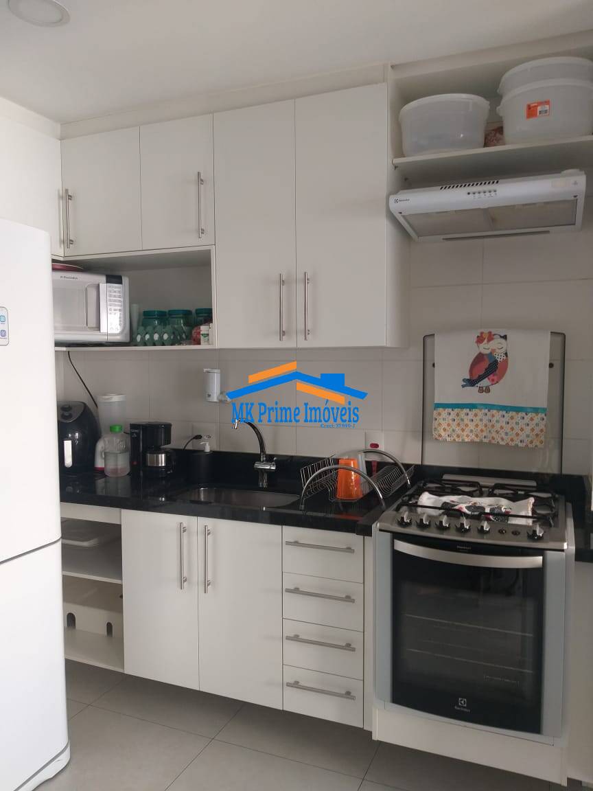 Apartamento à venda com 2 quartos, 67m² - Foto 4