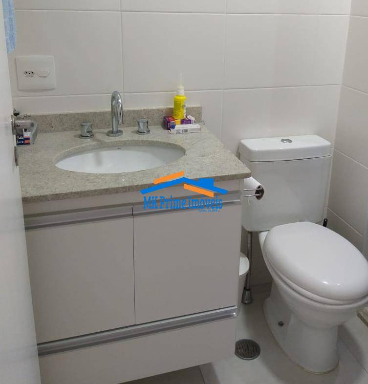 Apartamento à venda com 2 quartos, 67m² - Foto 3