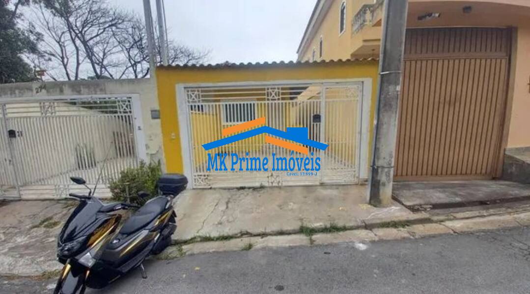 Sobrado à venda com 3 quartos, 220m² - Foto 1