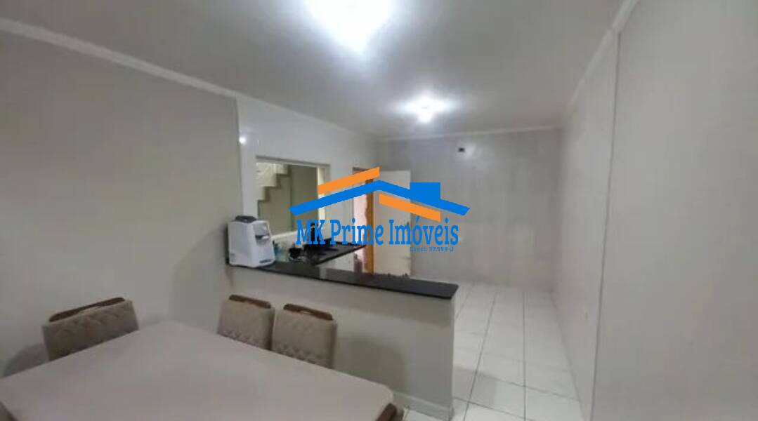 Sobrado à venda com 3 quartos, 220m² - Foto 3