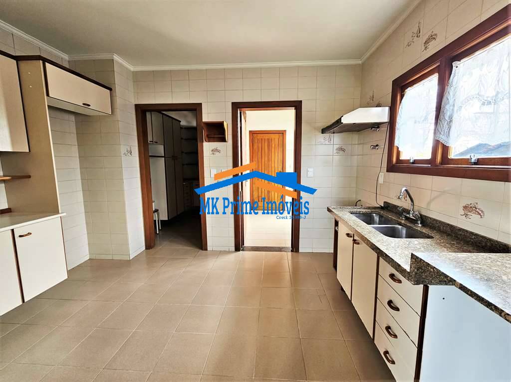 Casa de Condomínio à venda com 4 quartos, 351m² - Foto 9