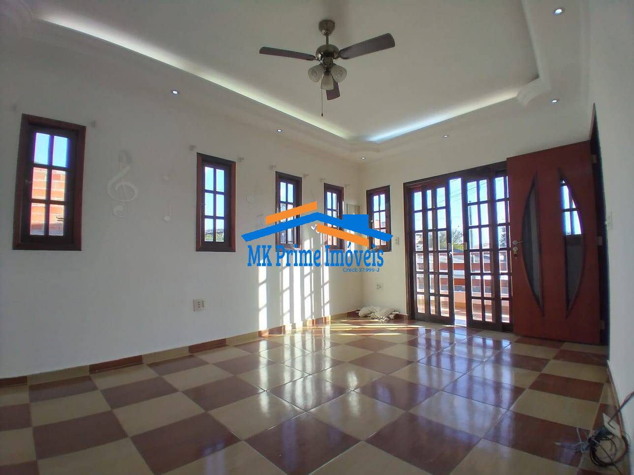 Casa à venda com 4 quartos, 291m² - Foto 6