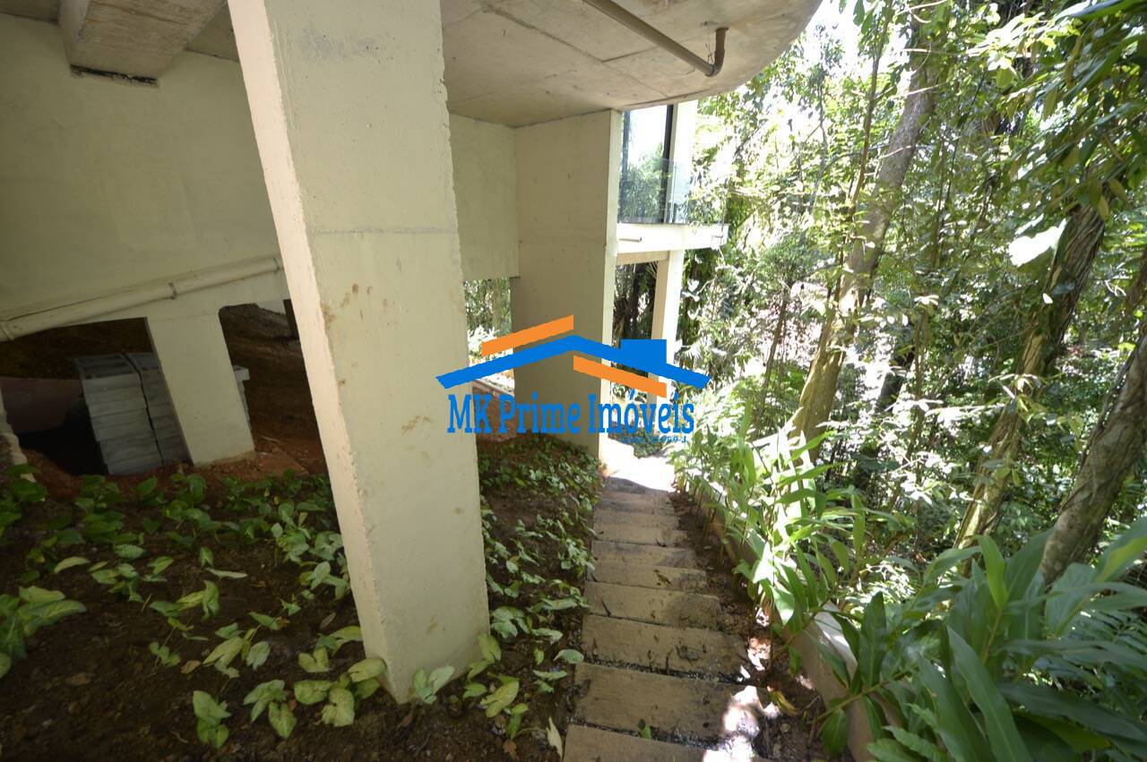 Casa de Condomínio à venda com 5 quartos, 450m² - Foto 31