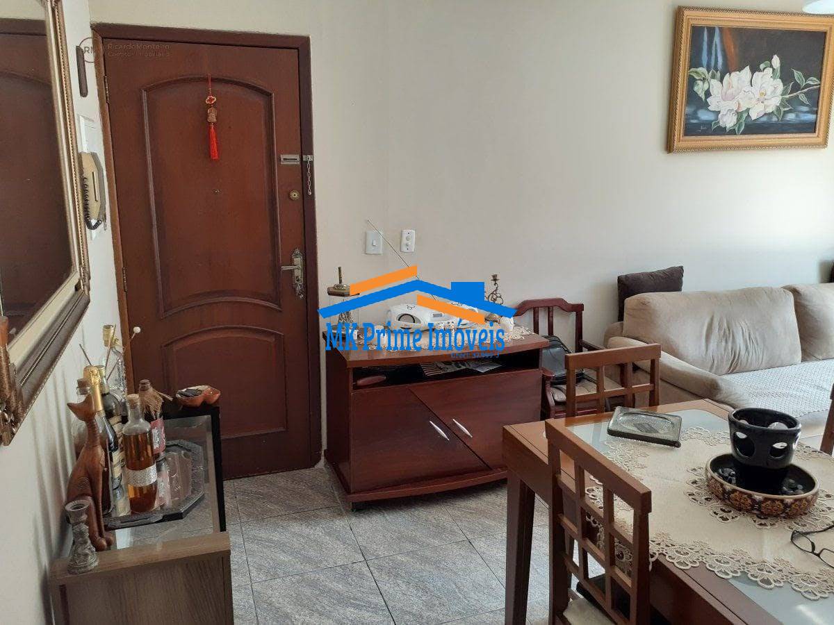 Apartamento à venda com 2 quartos, 65m² - Foto 2