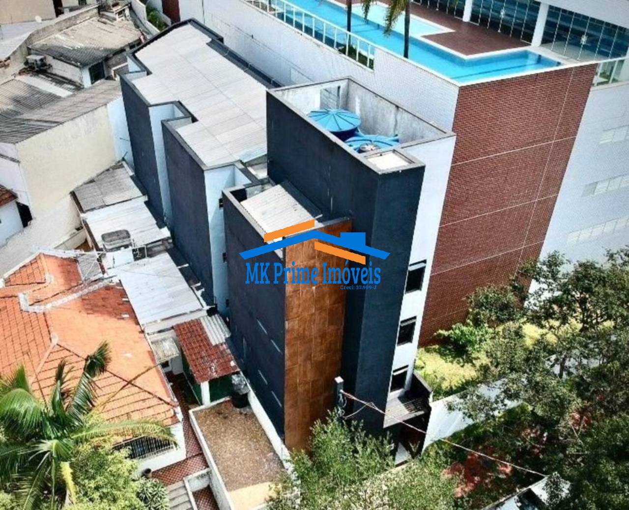 Apartamento à venda com 24 quartos, 640m² - Foto 1