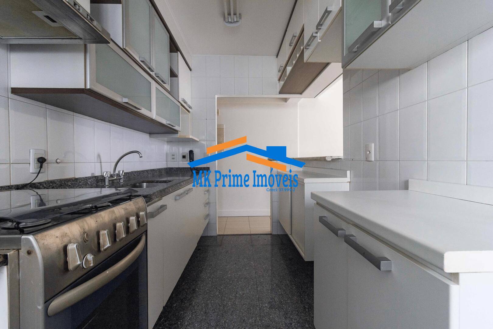 Apartamento à venda com 3 quartos, 169m² - Foto 12