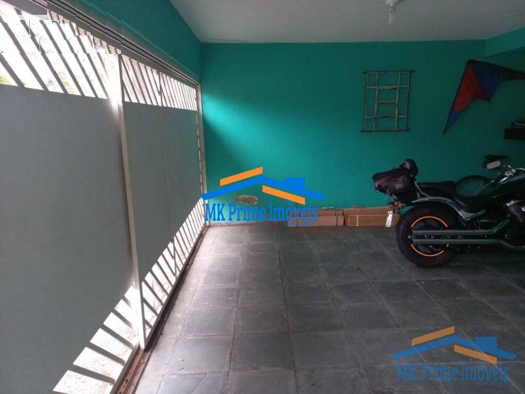 Casa à venda com 3 quartos, 114m² - Foto 2