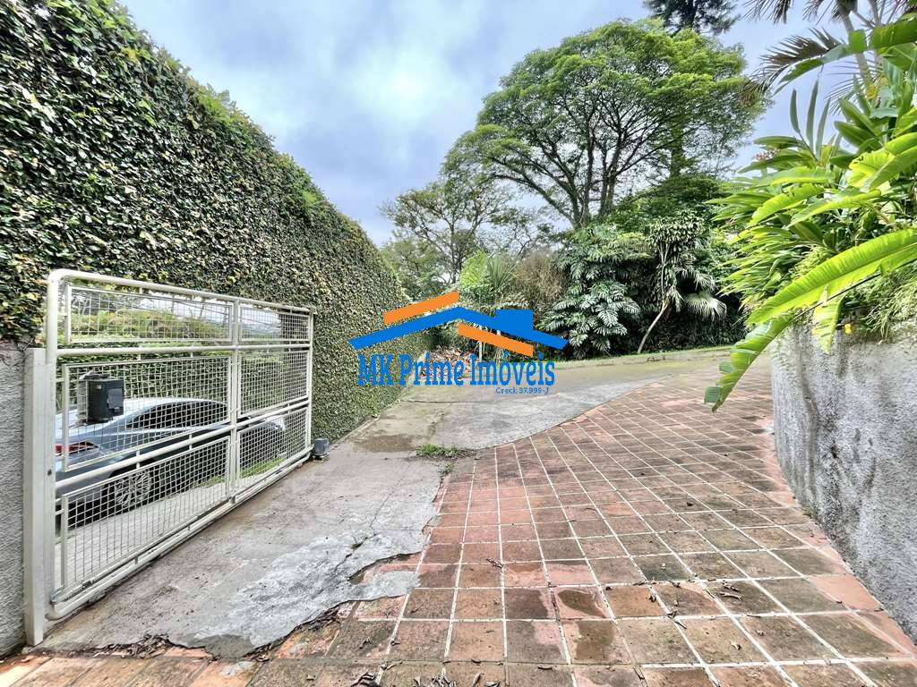 Casa de Condomínio à venda com 4 quartos, 409m² - Foto 2