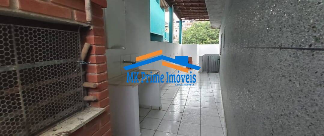 Sobrado à venda com 3 quartos, 234m² - Foto 13