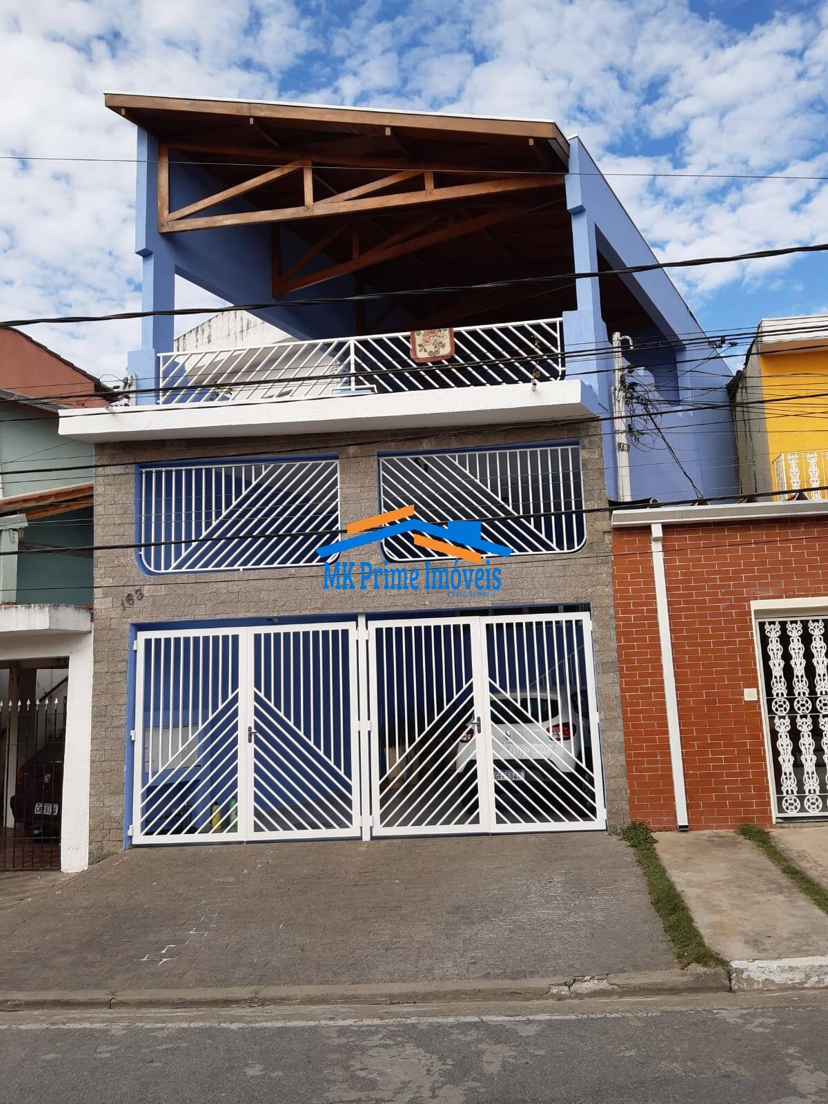 Sobrado à venda com 3 quartos, 195m² - Foto 1