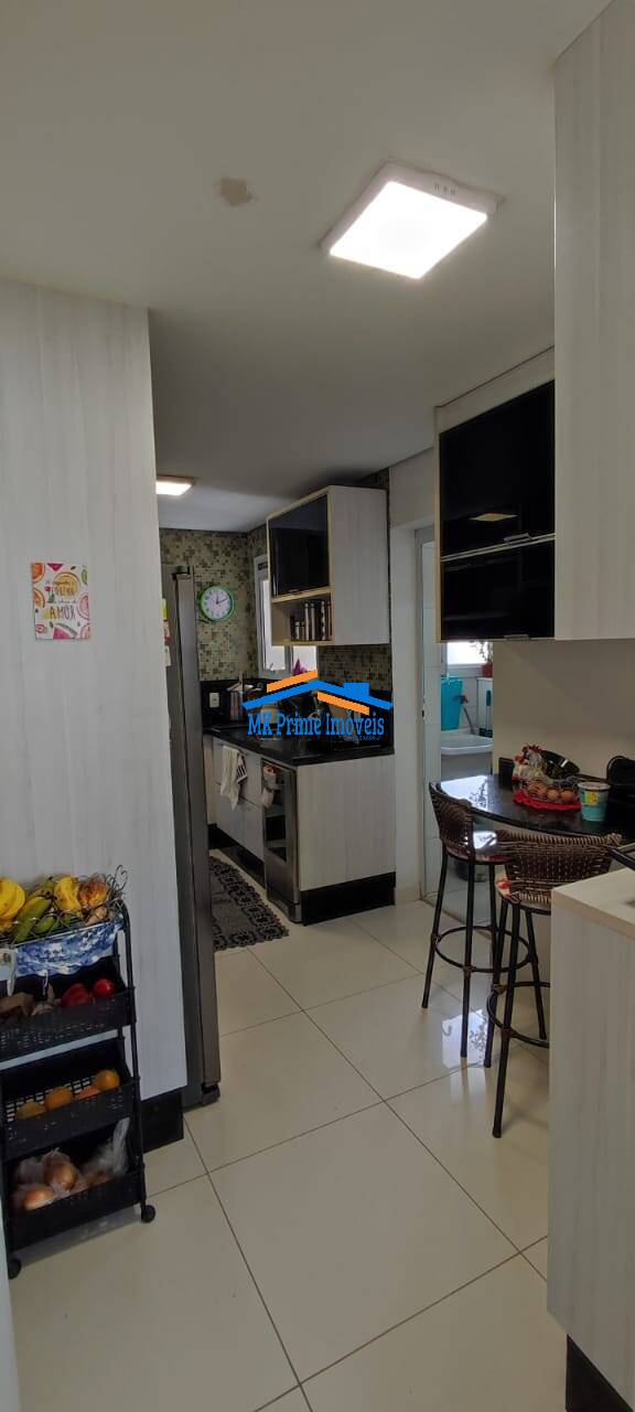 Apartamento à venda com 3 quartos, 96m² - Foto 12