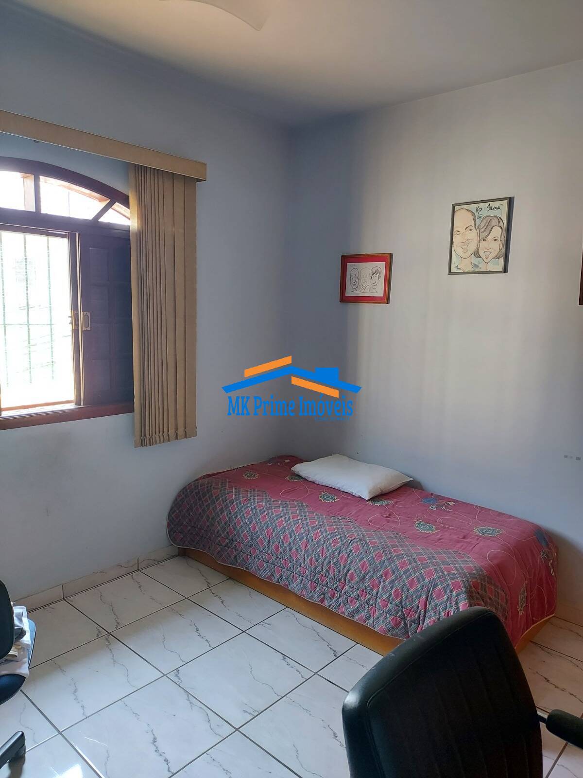 Casa à venda com 3 quartos, 340m² - Foto 16