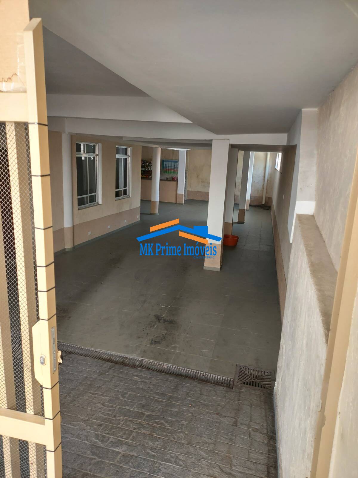 Casa à venda com 3 quartos, 340m² - Foto 28