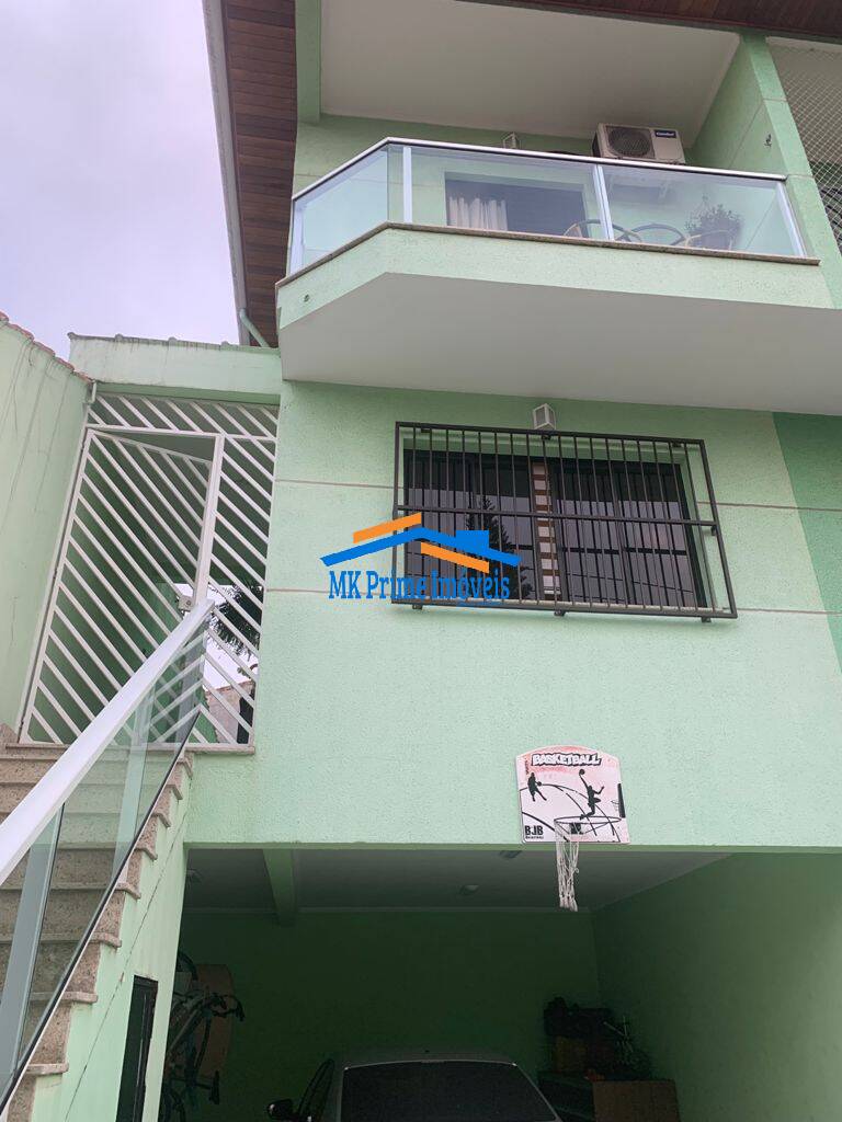 Sobrado à venda com 3 quartos, 152m² - Foto 1