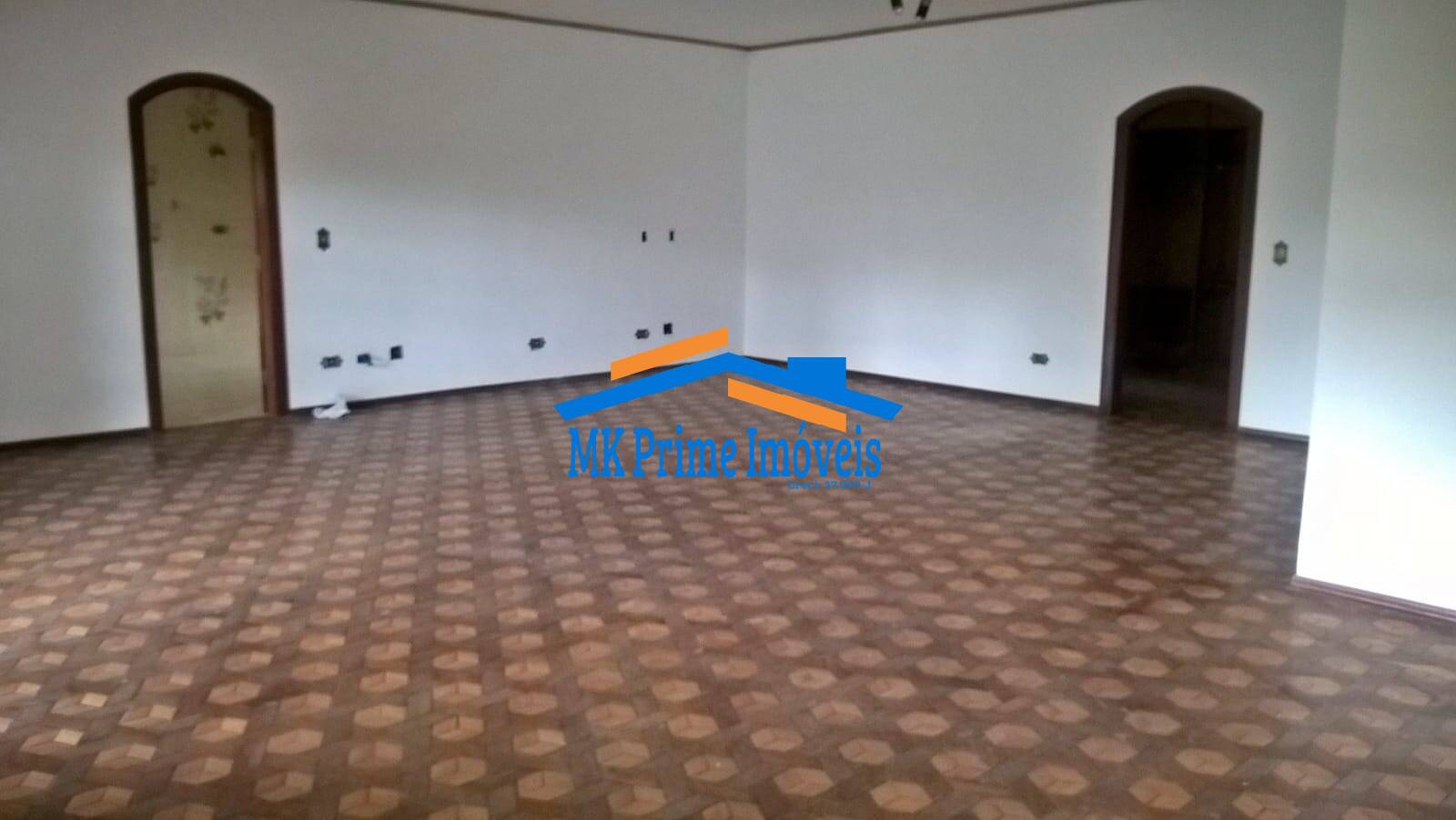 Casa de Condomínio à venda com 7 quartos, 1800m² - Foto 10