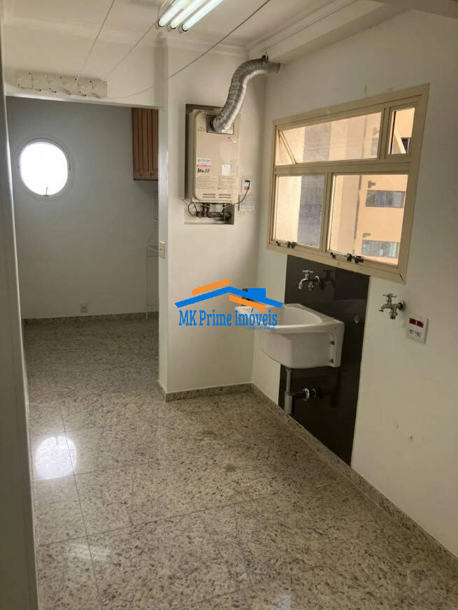 Apartamento à venda com 3 quartos, 150m² - Foto 8