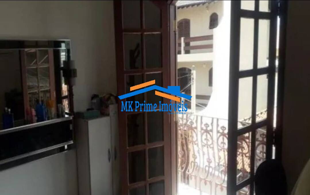 Casa à venda com 4 quartos, 370m² - Foto 5