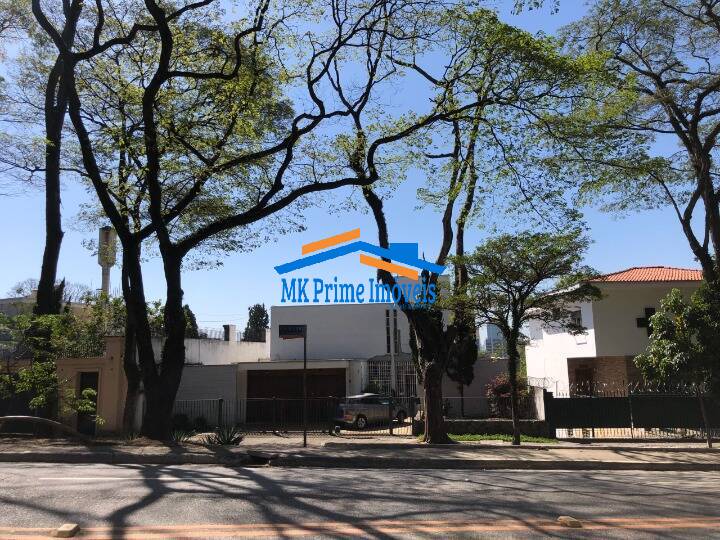 Casa à venda e aluguel com 4 quartos, 489m² - Foto 2