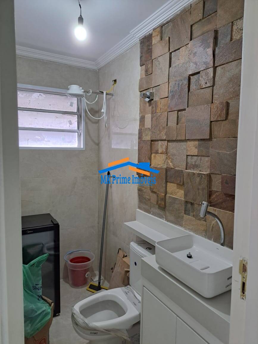 Sobrado à venda com 3 quartos, 180m² - Foto 13