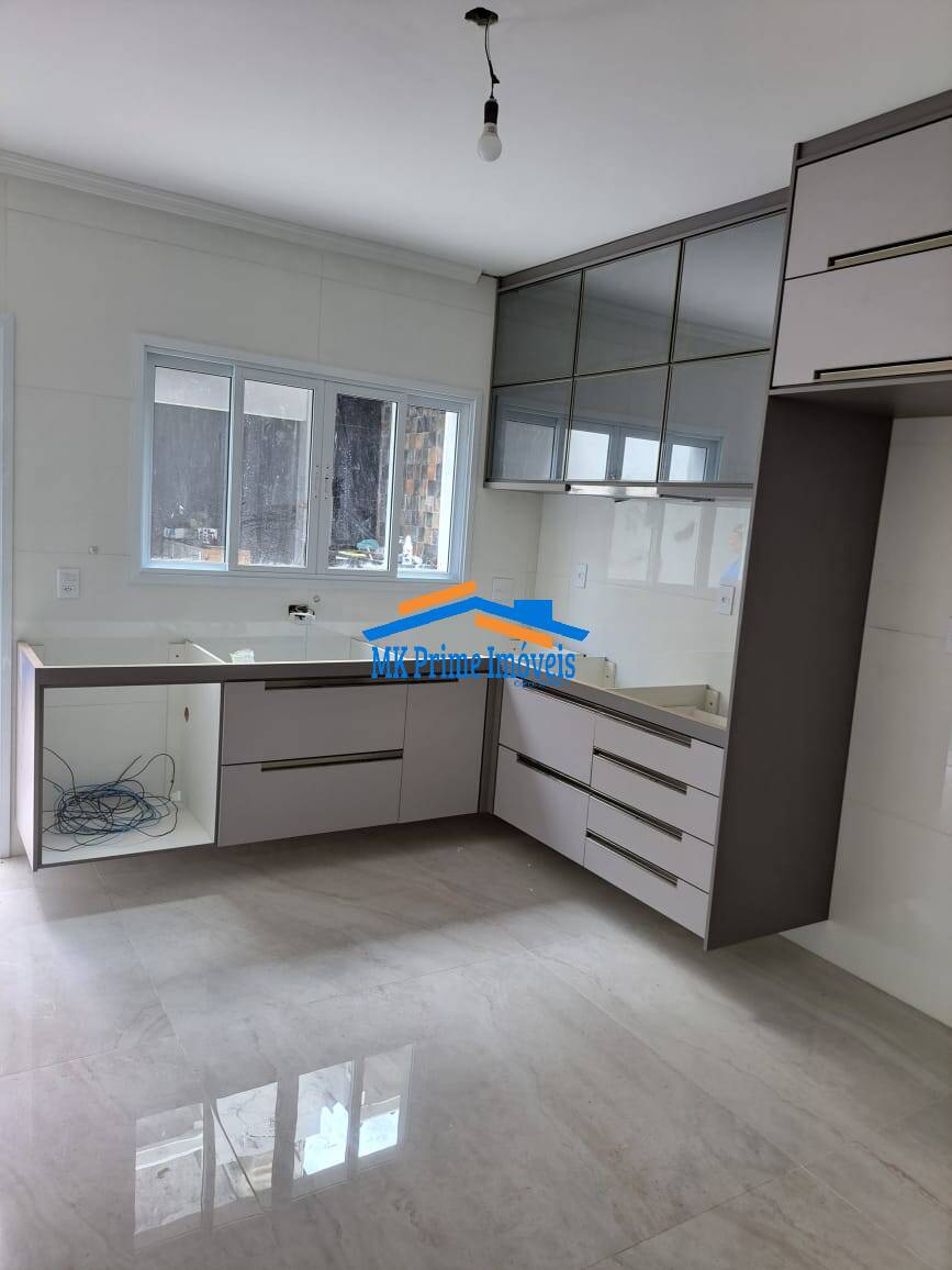 Sobrado à venda com 3 quartos, 180m² - Foto 9