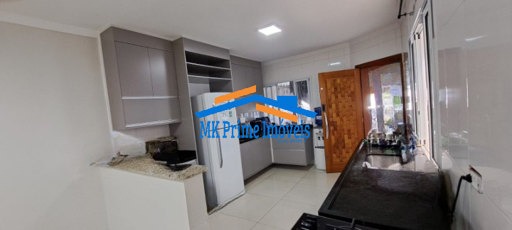 Sobrado à venda com 3 quartos, 257m² - Foto 11