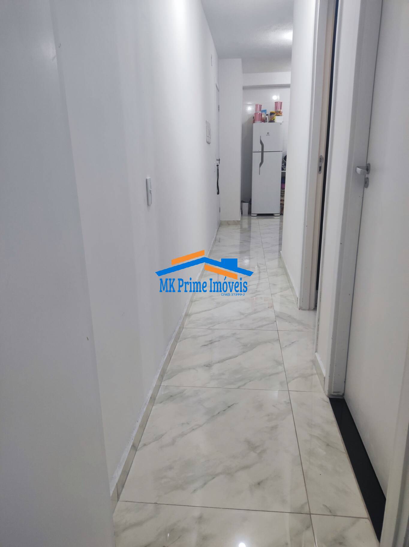 Apartamento à venda com 2 quartos, 42m² - Foto 11