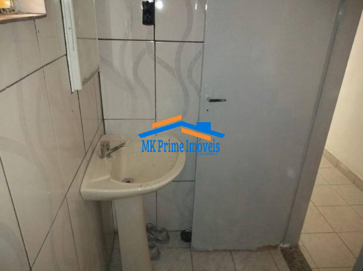 Casa à venda com 2 quartos, 90m² - Foto 18