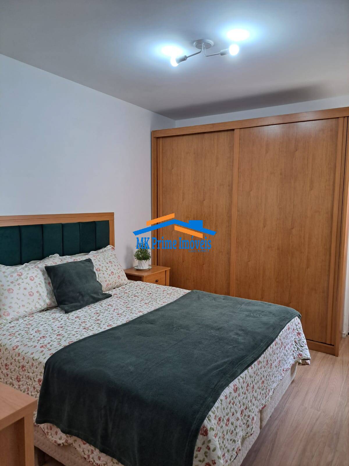 Casa à venda com 3 quartos, 250m² - Foto 8