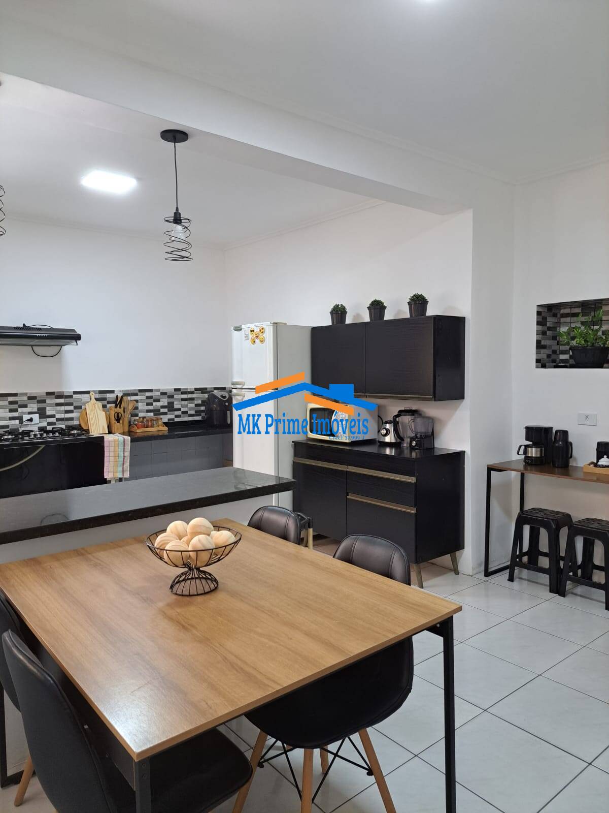 Casa à venda com 3 quartos, 250m² - Foto 17