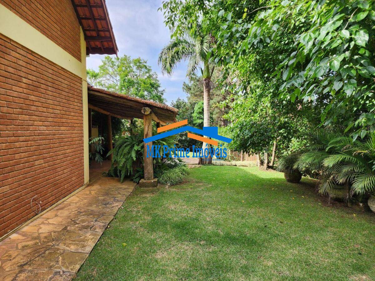 Casa de Condomínio à venda com 3 quartos, 360m² - Foto 38