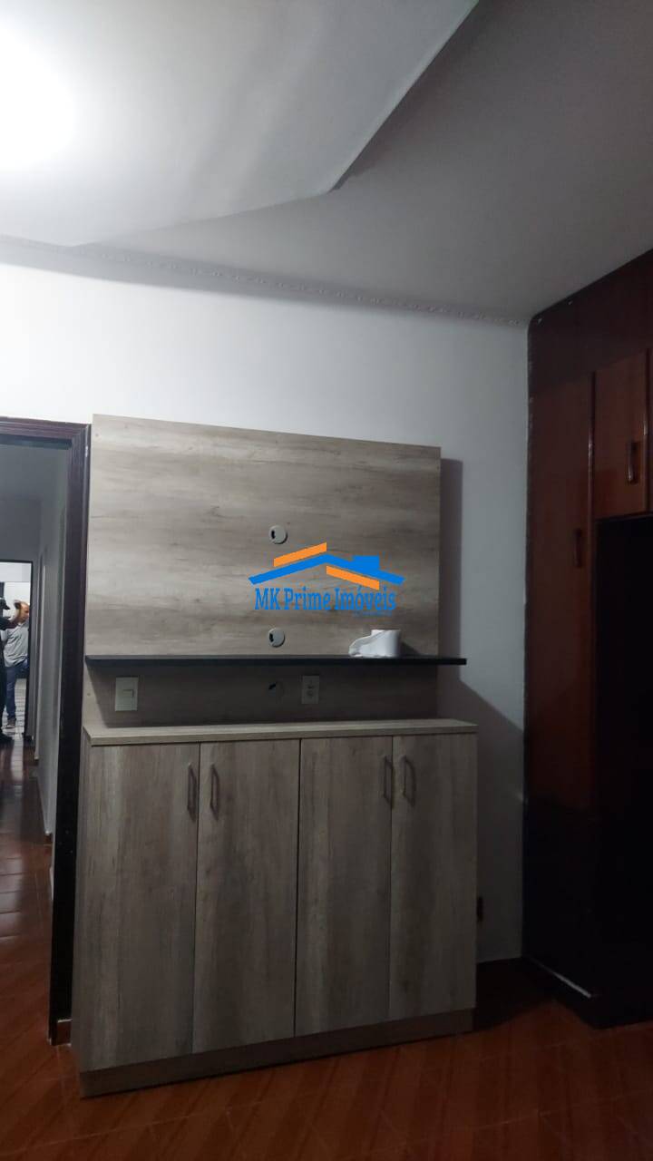 Casa à venda com 3 quartos, 200m² - Foto 8