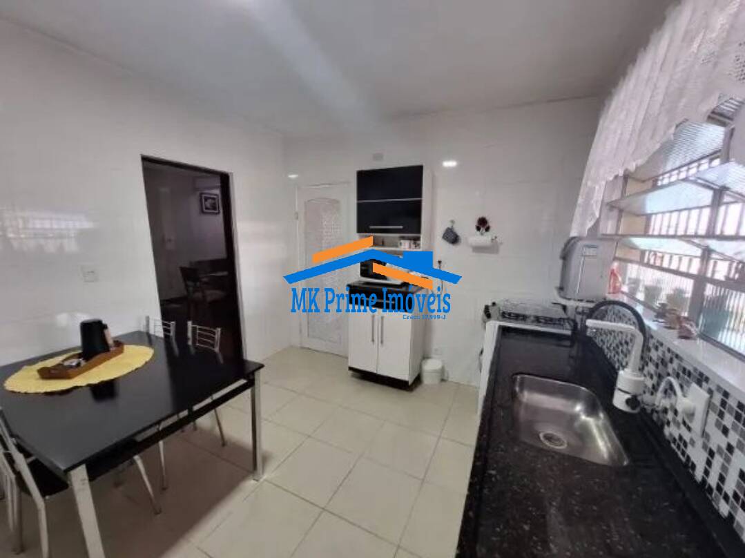 Casa à venda com 3 quartos, 160m² - Foto 14