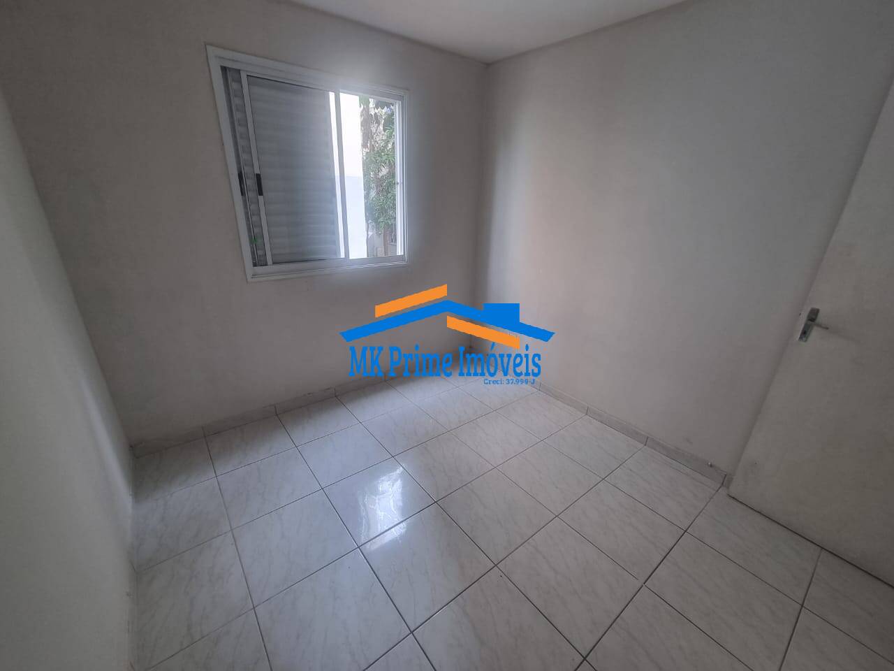 Apartamento à venda com 2 quartos, 44m² - Foto 9