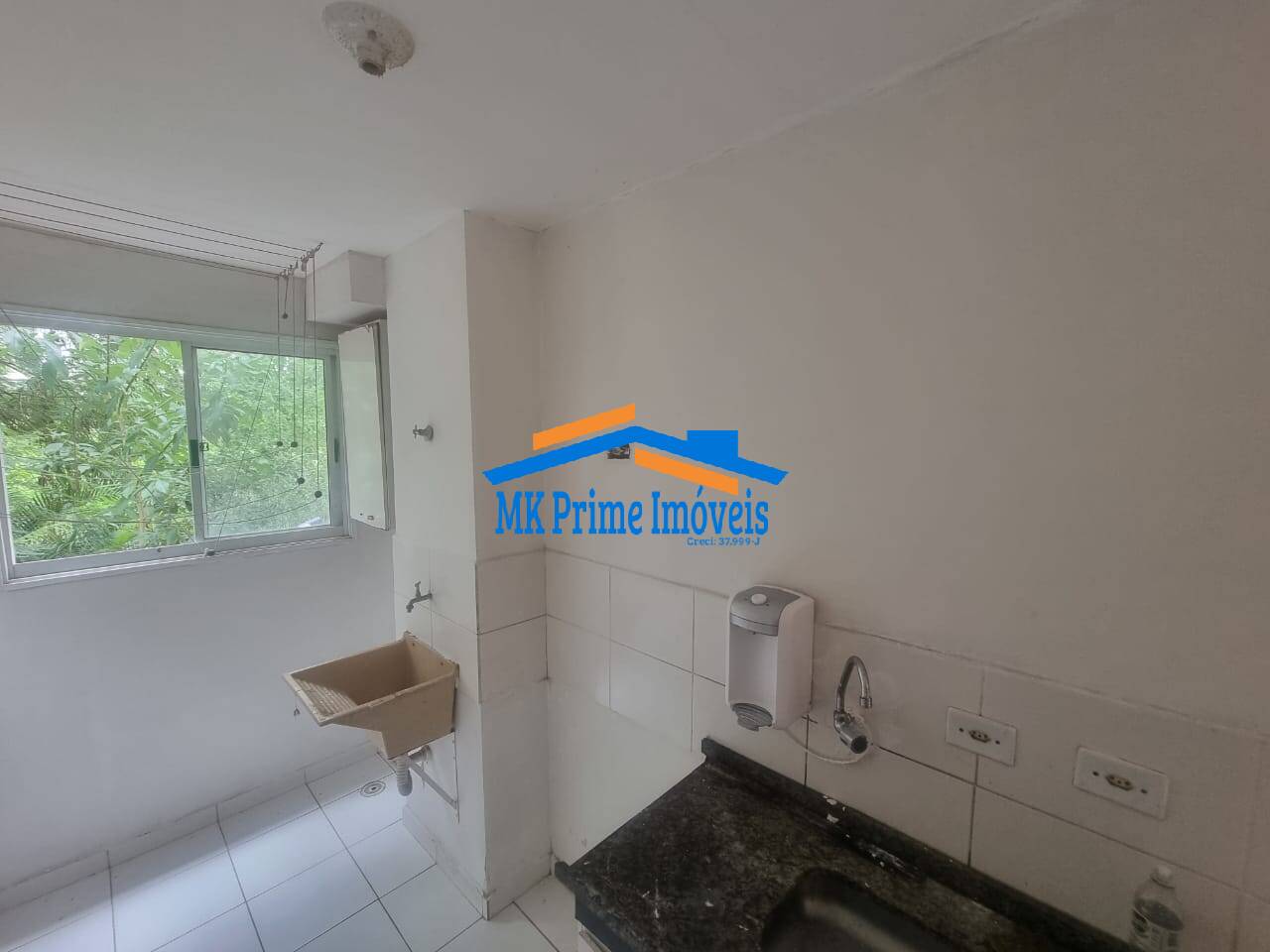 Apartamento à venda com 2 quartos, 44m² - Foto 4