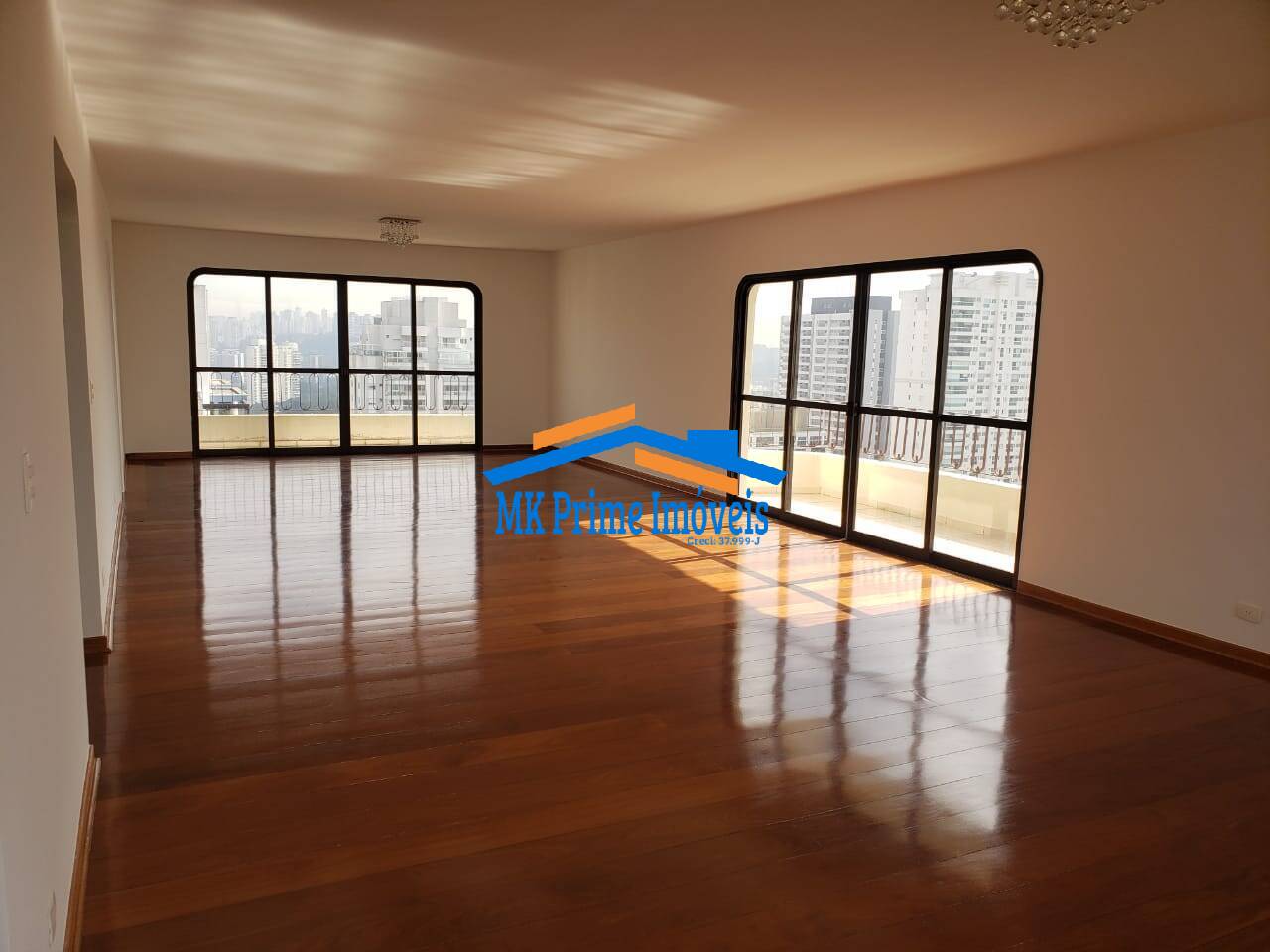 Cobertura à venda com 6 quartos, 786m² - Foto 2