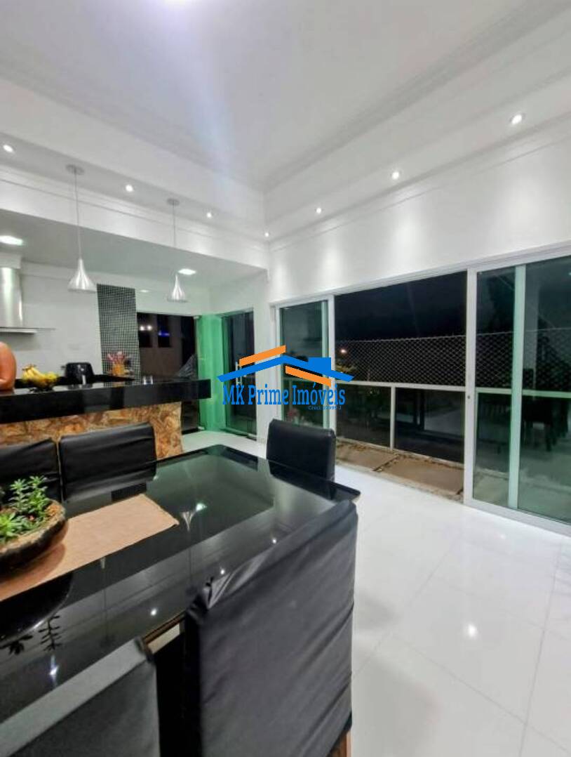 Casa de Condomínio à venda com 4 quartos, 295m² - Foto 3