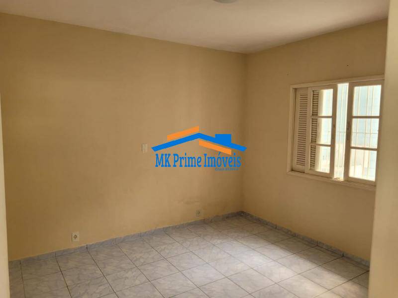 Casa à venda com 2 quartos, 180m² - Foto 14