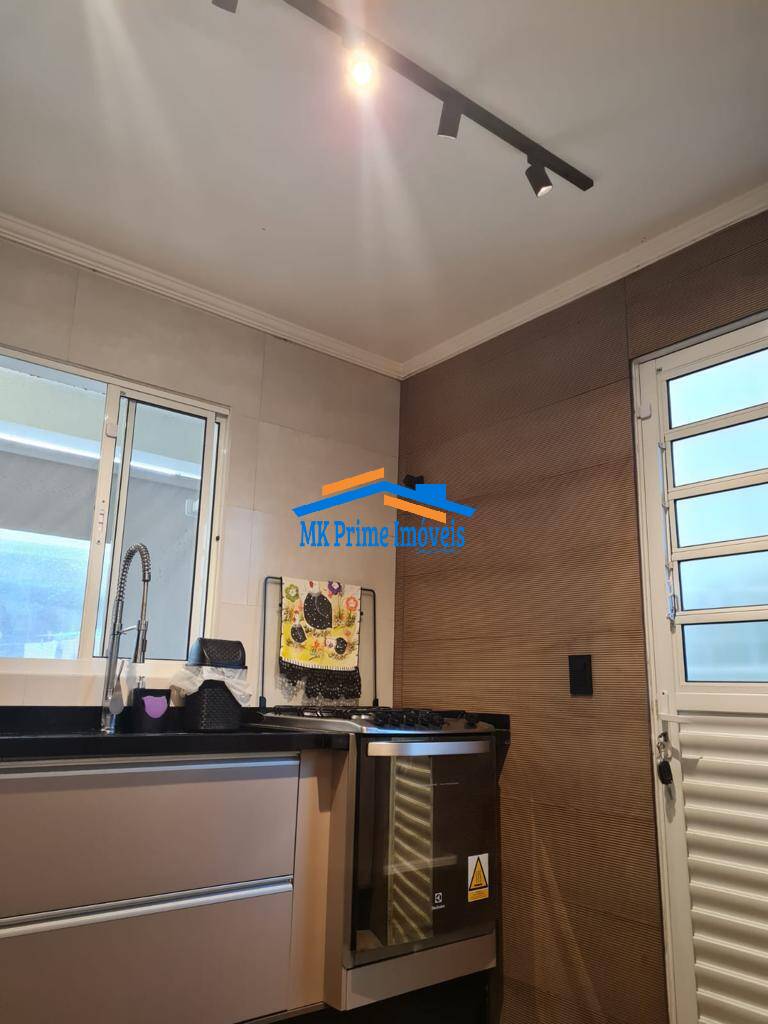 Sobrado à venda com 2 quartos, 97m² - Foto 15