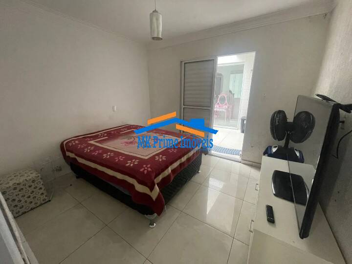 Casa à venda com 4 quartos, 200m² - Foto 13