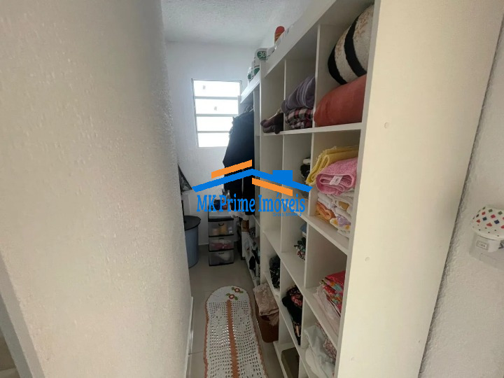 Casa à venda com 4 quartos, 200m² - Foto 18