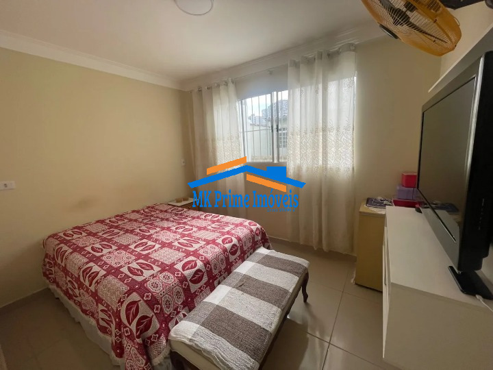 Casa à venda com 4 quartos, 200m² - Foto 12