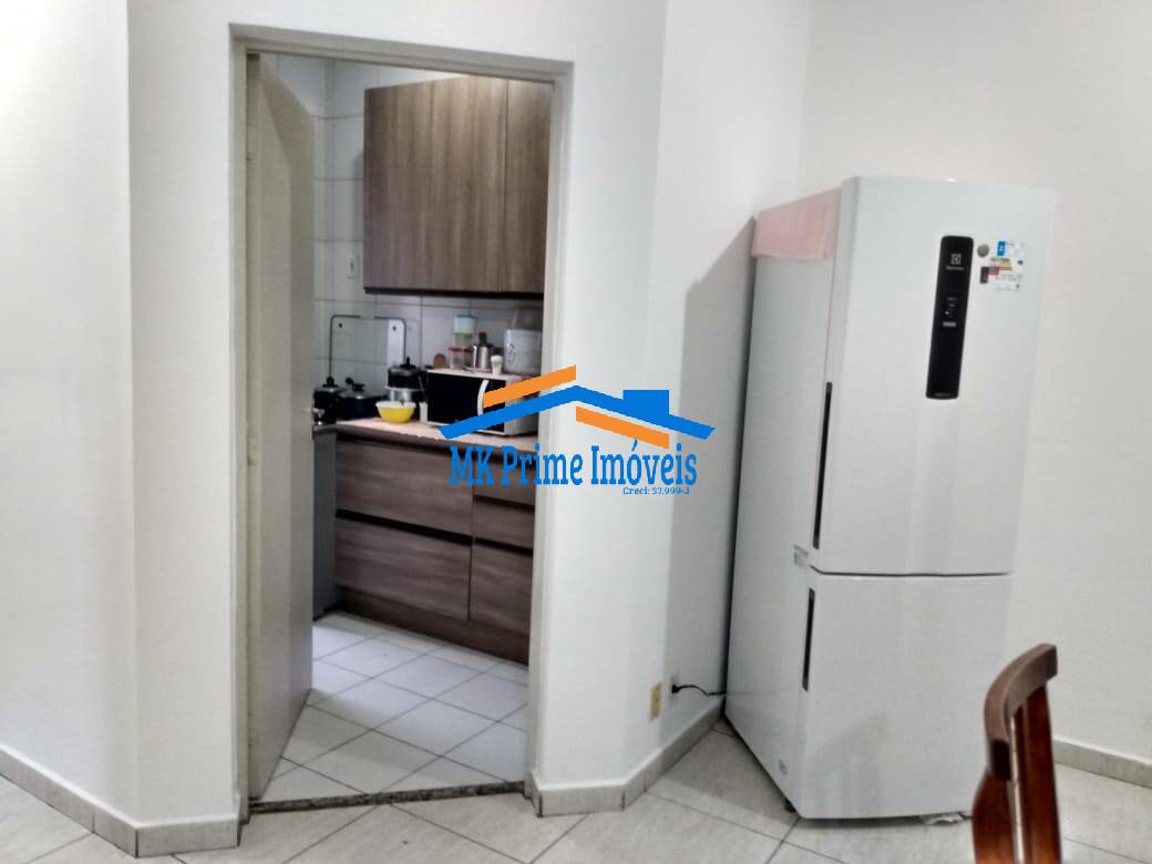 Apartamento à venda com 2 quartos, 58m² - Foto 11