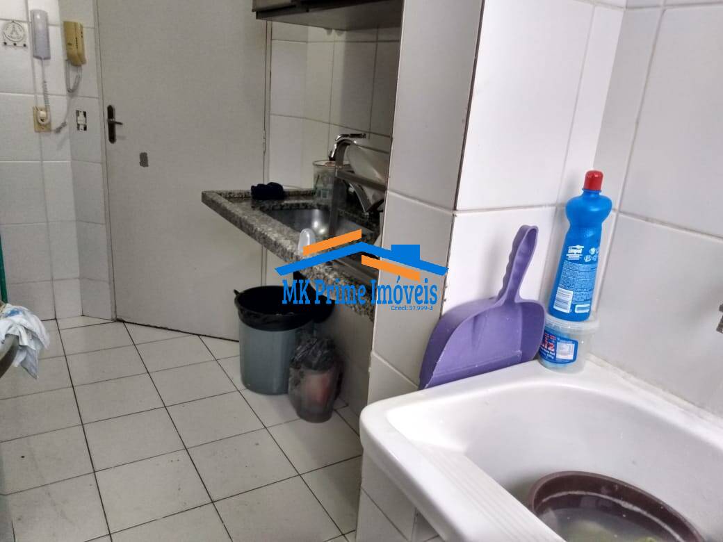 Apartamento à venda com 2 quartos, 58m² - Foto 25