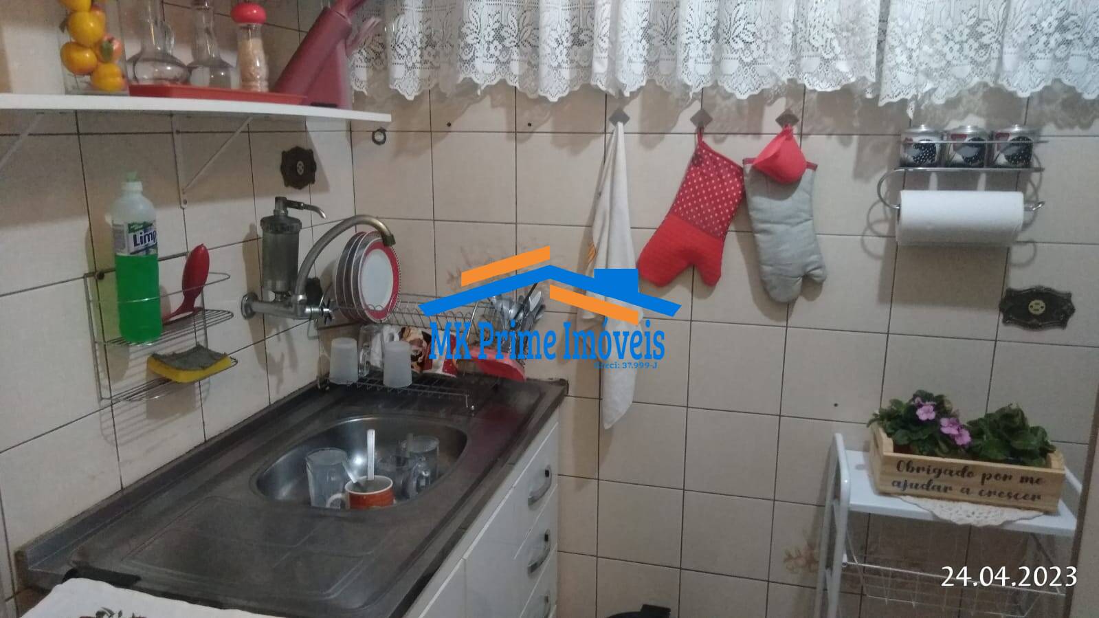 Apartamento à venda com 3 quartos, 67m² - Foto 2