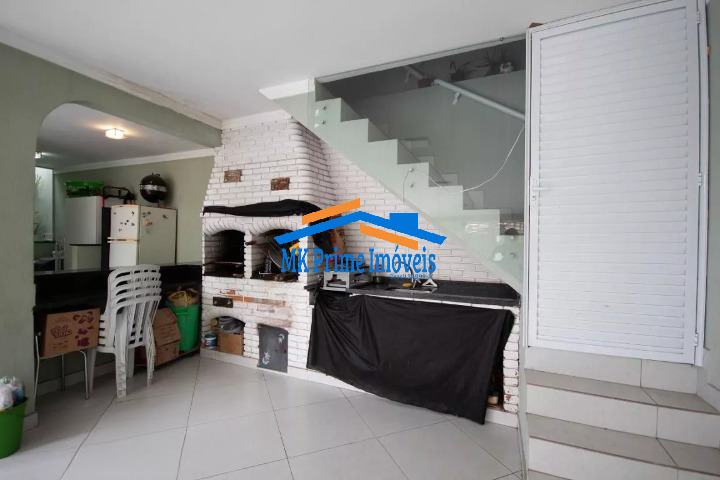 Sobrado à venda com 3 quartos, 226m² - Foto 3