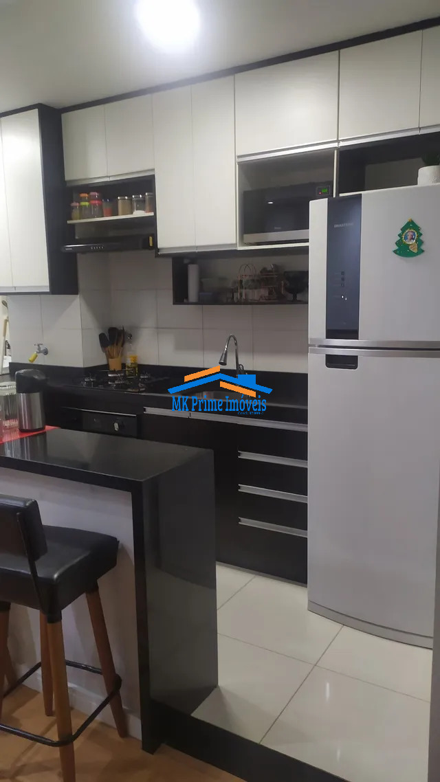 Apartamento à venda com 2 quartos, 46m² - Foto 2