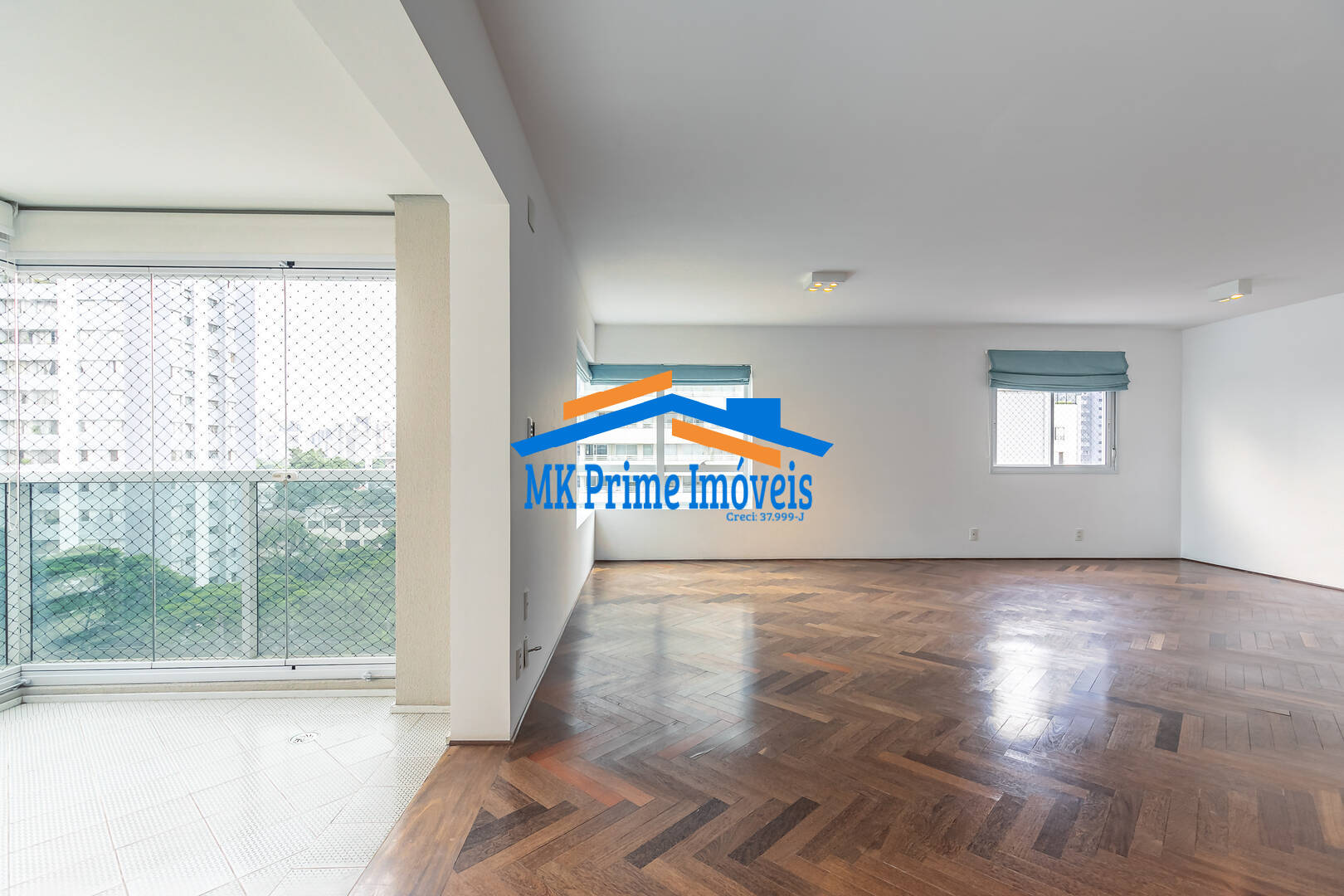 Apartamento para alugar com 3 quartos, 165m² - Foto 2